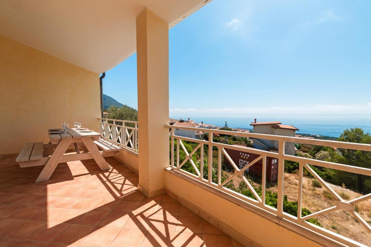 Una Veranda Sul Mare Apartamento Cala Gonone Exterior foto